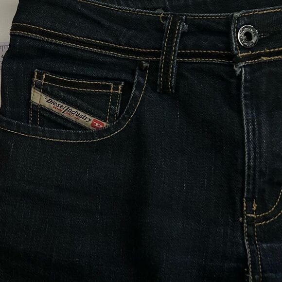 Diesel BRUCKE Dark Wash Straight Leg Jeans Size 27 - Picture 11 of 12